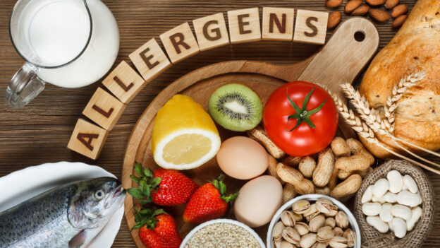 What is Food Allergy? Symptoms, Causes & Common Triggers